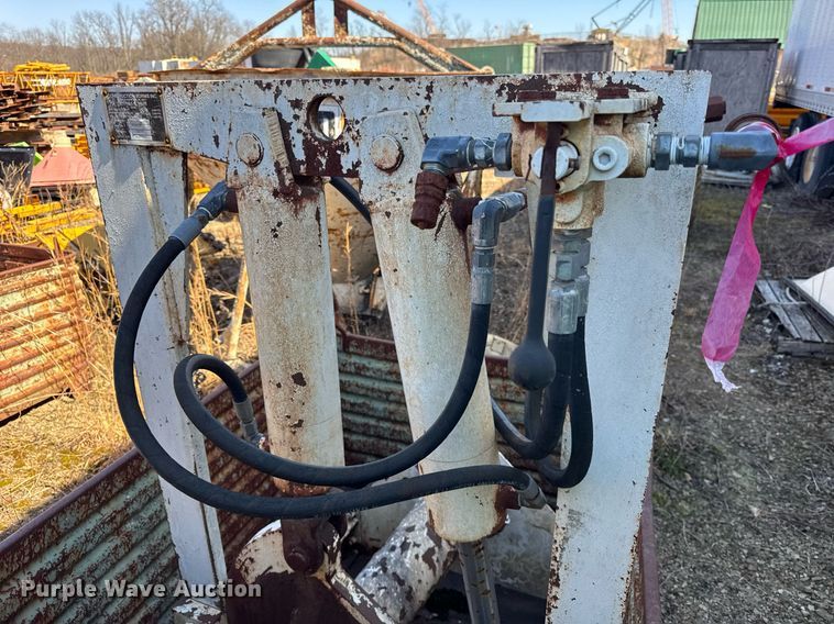 image for item EC4098 (2) Construction Forms Inc V50HYD concrete pump switches