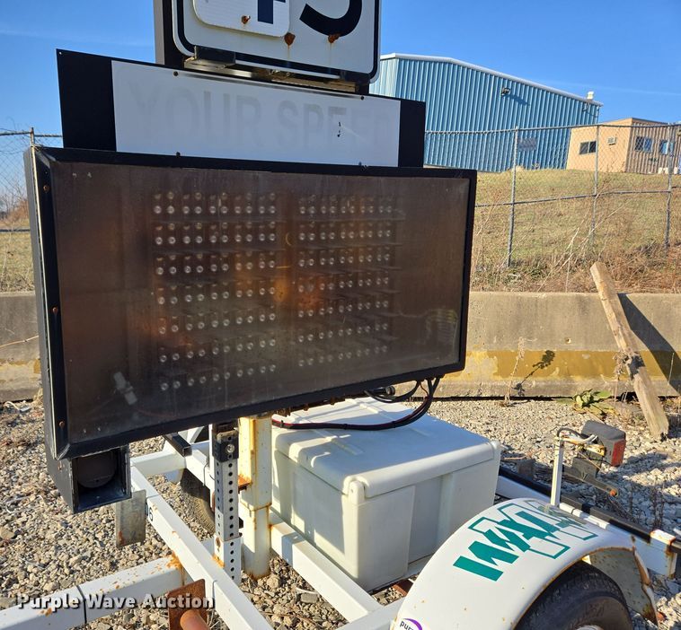 image for item EC4099 Speed limit sign trailer