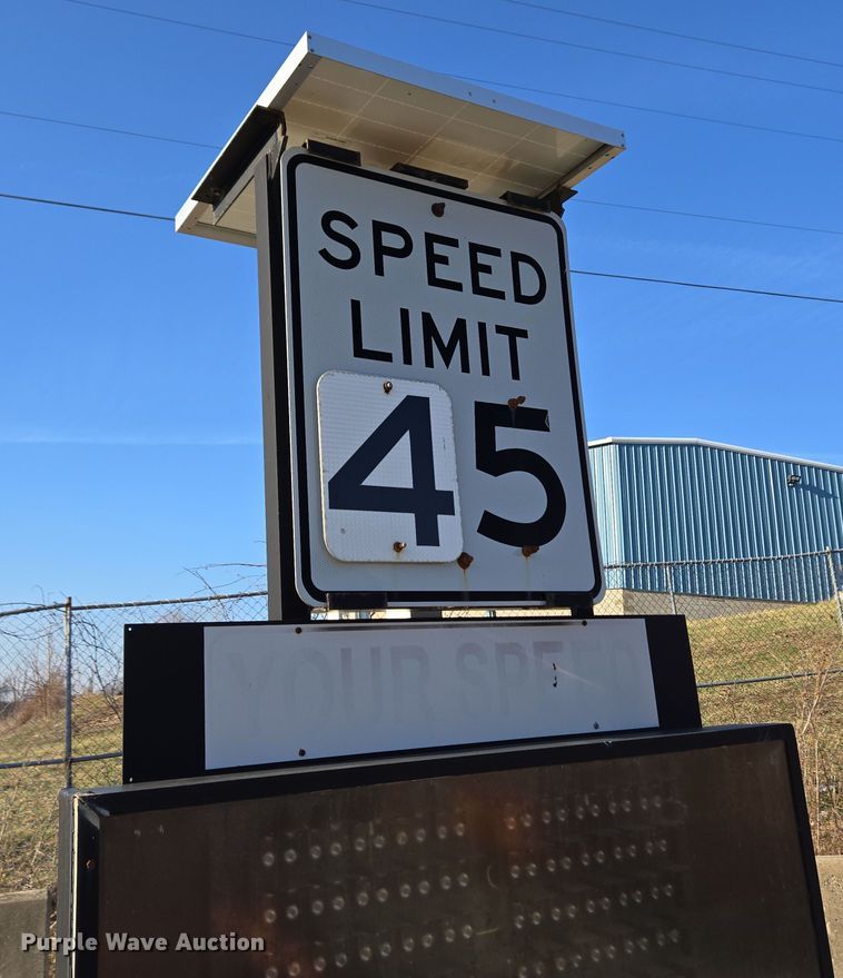 image for item EC4099 Speed limit sign trailer