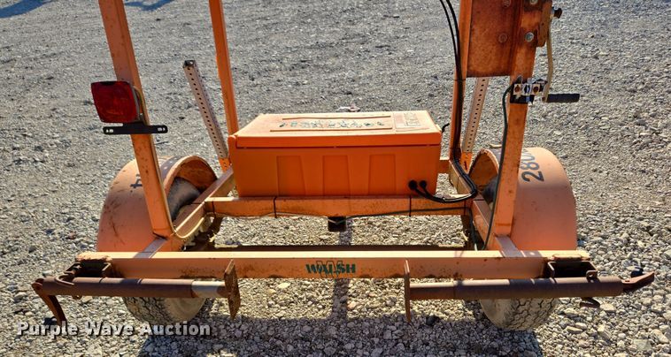 image for item EC4105 2007 Ver-Mac arrow board trailer