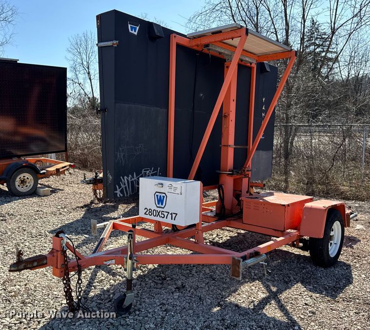 image for item EC4107 2012 Wanco WTLMB message board trailer