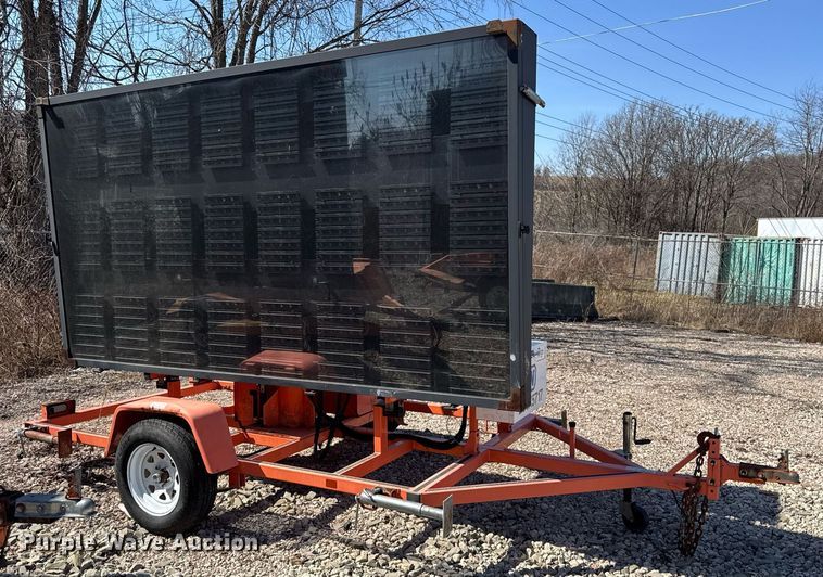 image for item EC4107 2012 Wanco WTLMB message board trailer