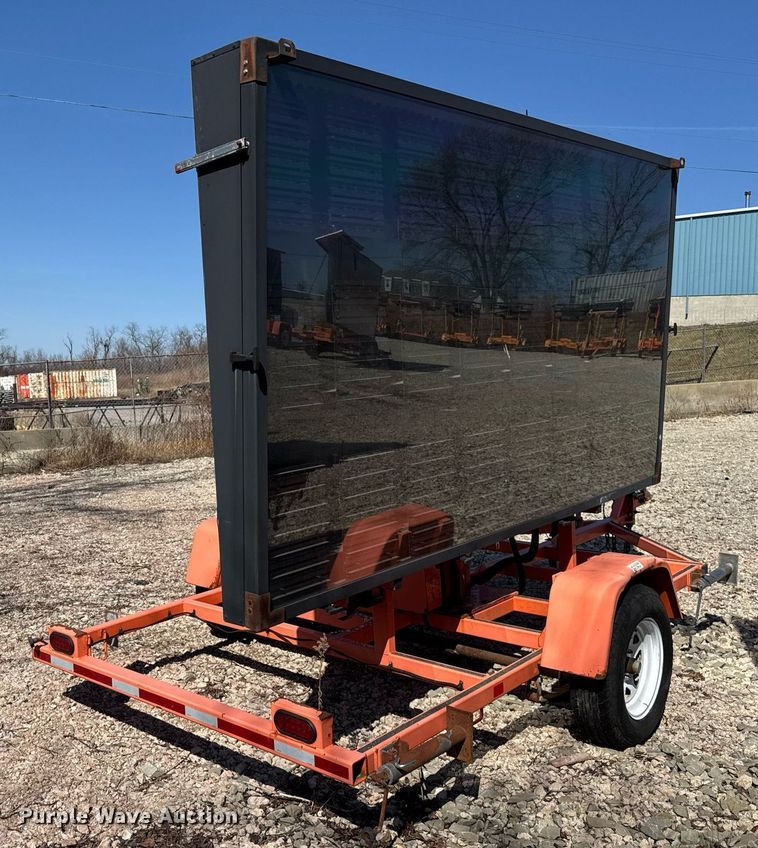 image for item EC4107 2012 Wanco WTLMB message board trailer