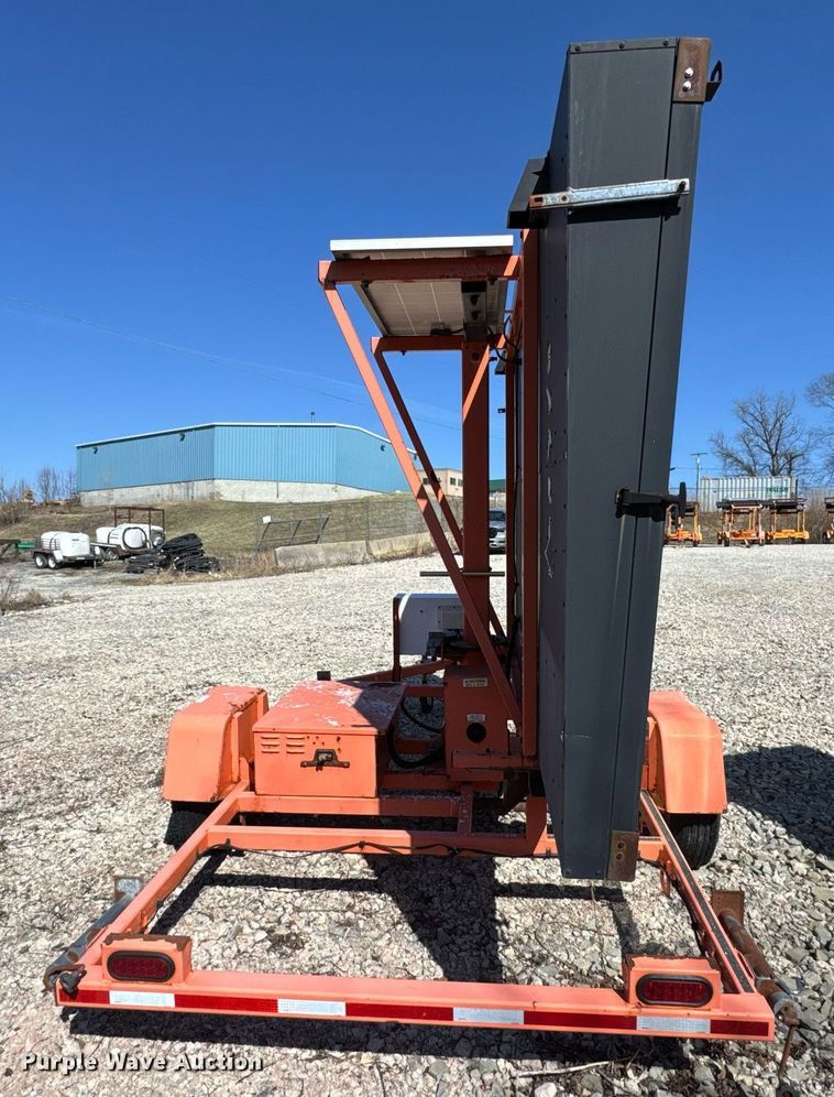image for item EC4107 2012 Wanco WTLMB message board trailer