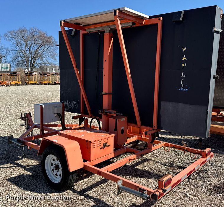 image for item EC4107 2012 Wanco WTLMB message board trailer