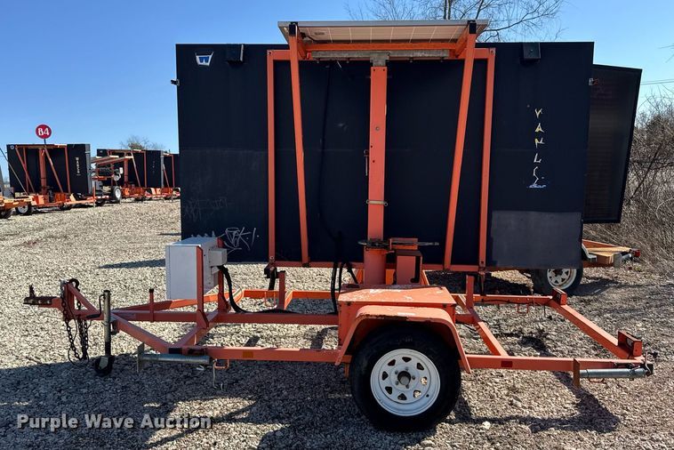 image for item EC4107 2012 Wanco WTLMB message board trailer