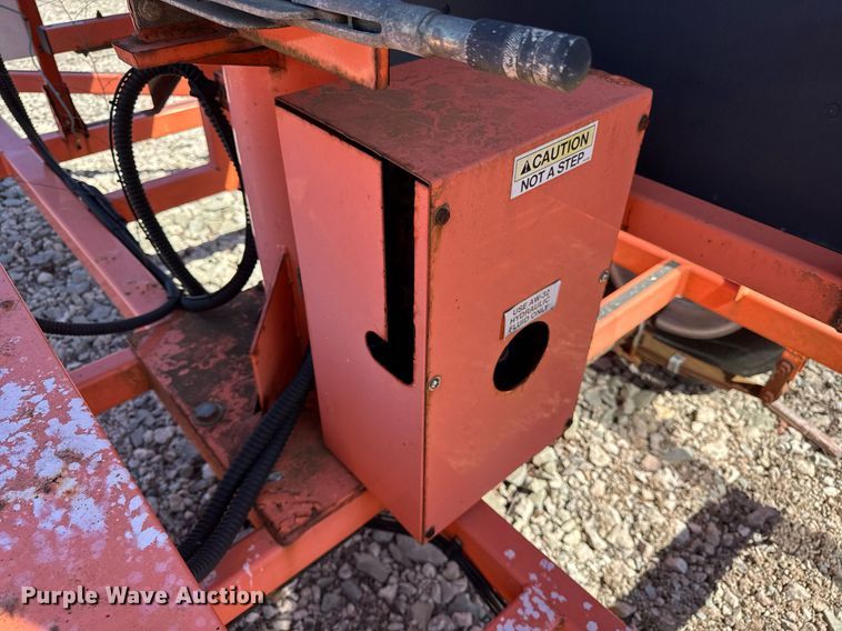 image for item EC4107 2012 Wanco WTLMB message board trailer