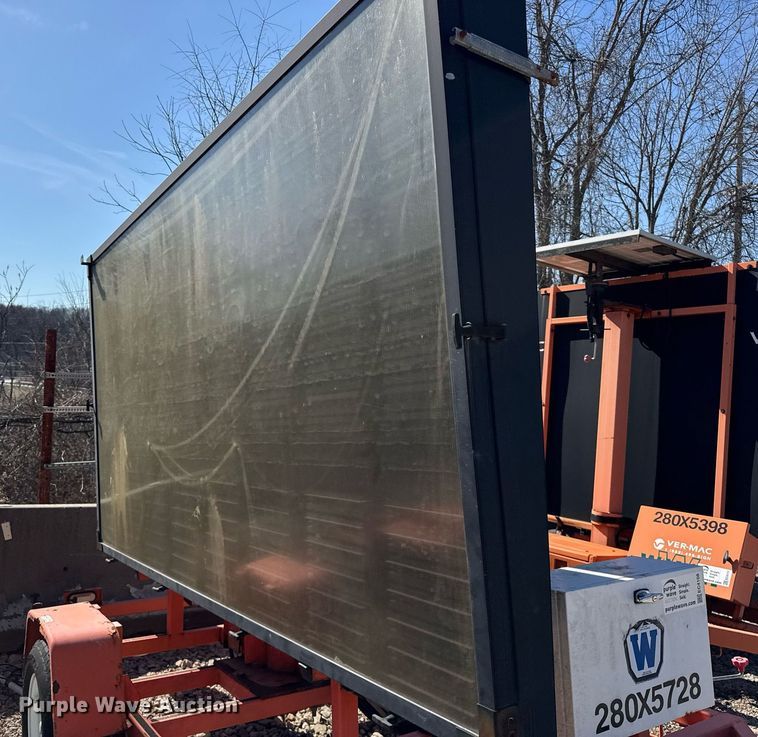 image for item EC4108 2012 Wanco WTLMB message board trailer