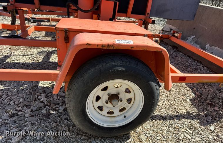 image for item EC4108 2012 Wanco WTLMB message board trailer