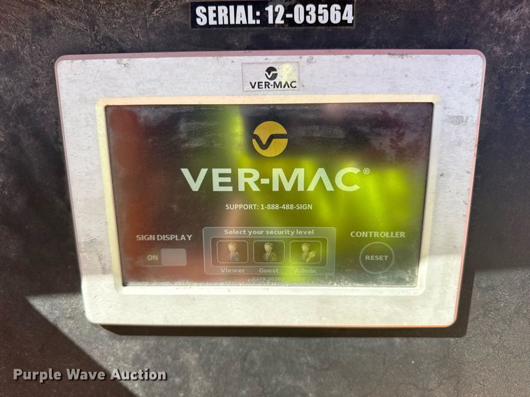 image for item EC4109 2012 Ver-Mac PCMS 1500 message board trailer