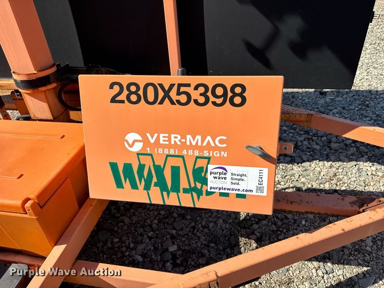 image for item EC4111 2012 Ver-Mac PCMS 1500 message board trailer