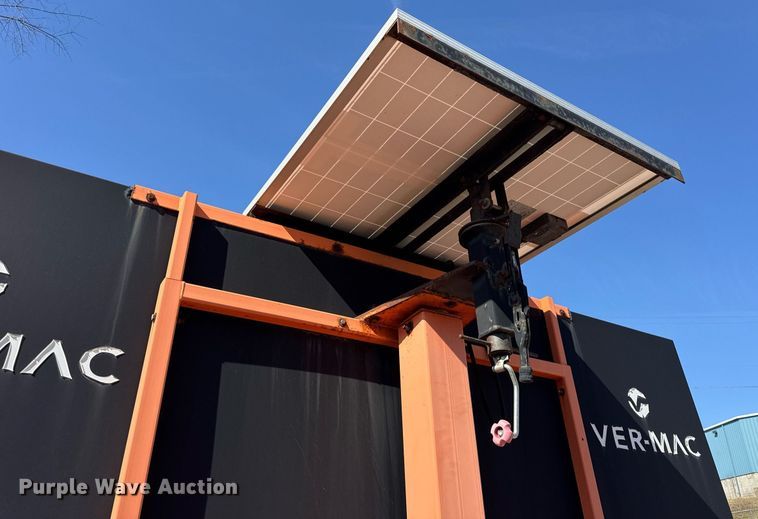 image for item EC4111 2012 Ver-Mac PCMS 1500 message board trailer