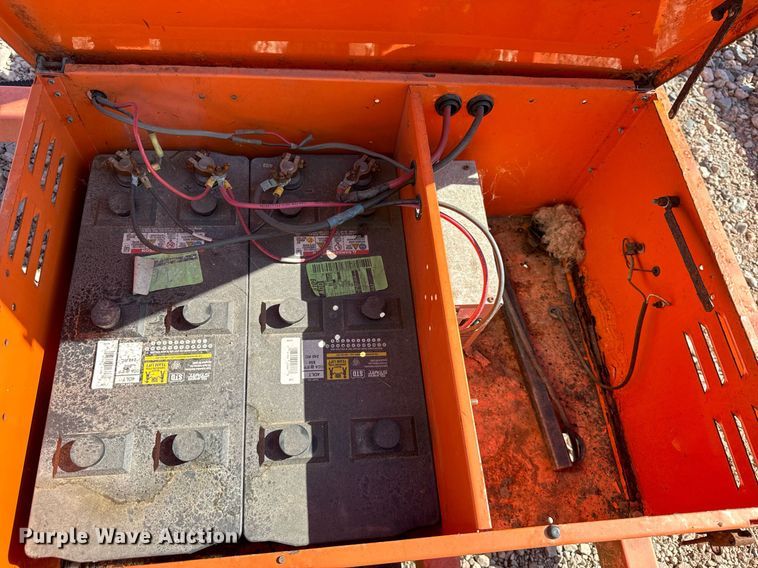 image for item EC4112 2012 Wanco WTLMB message board trailer