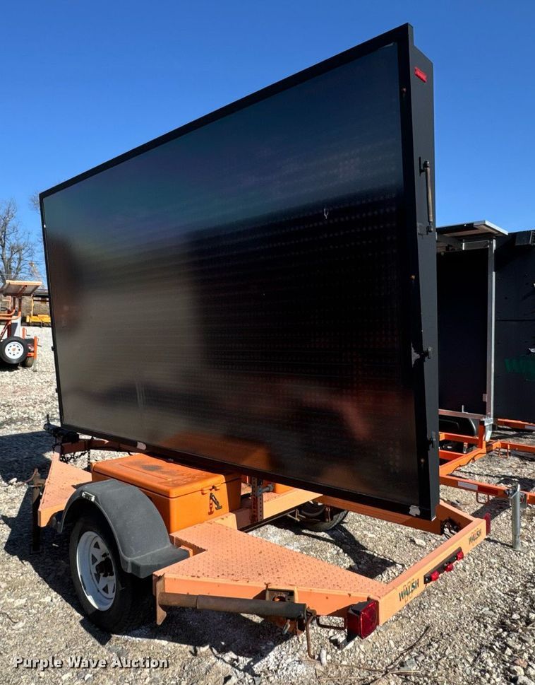 image for item EC4113 2012 Ver-Mac PCMS 1500 message board trailer