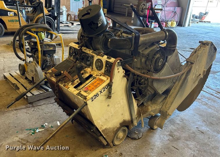 image for item EC4119 Diamond concrete saw