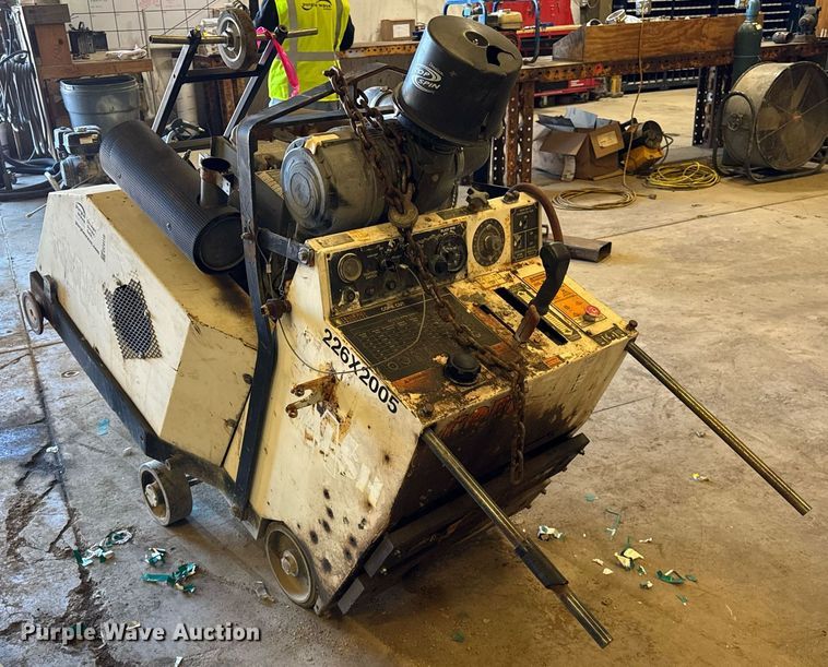 image for item EC4119 Diamond concrete saw