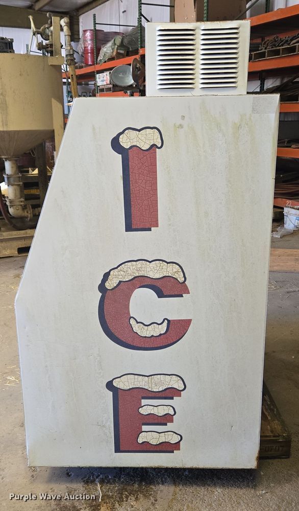 image for item EC4120 Ice chest