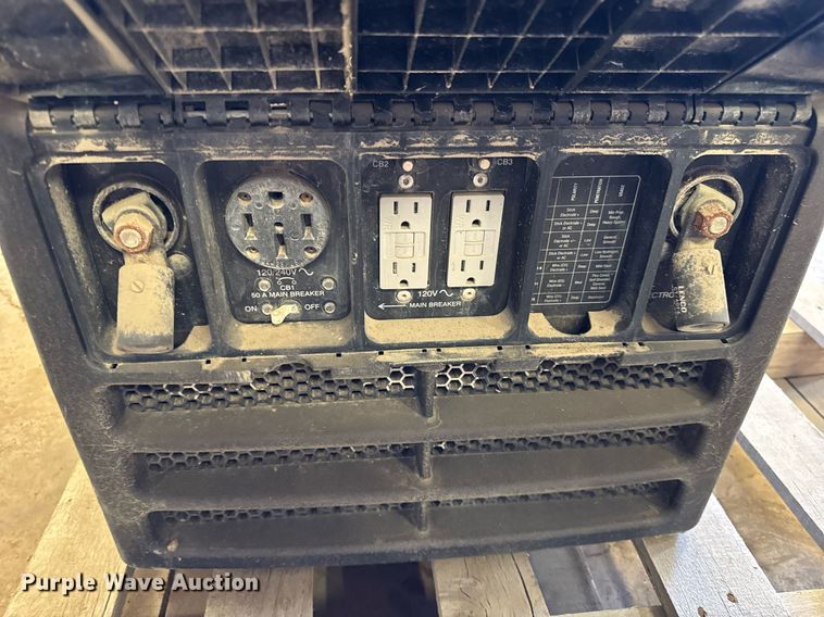 image for item EC4122 Miller Bobcat 250 welder/generator