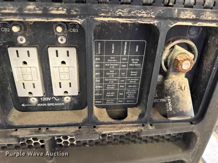 image for item EC4122 Miller Bobcat 250 welder/generator