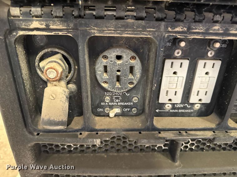 image for item EC4122 Miller Bobcat 250 welder/generator