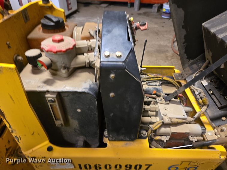 image for item EC4124 2017 Bomag BMP 8500 trench compactor