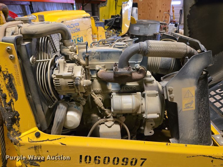 image for item EC4124 2017 Bomag BMP 8500 trench compactor