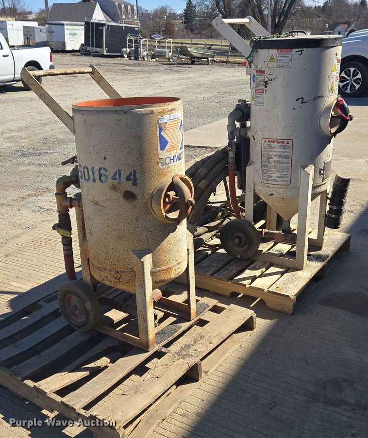 image for item EC4126 (2) sand blaster