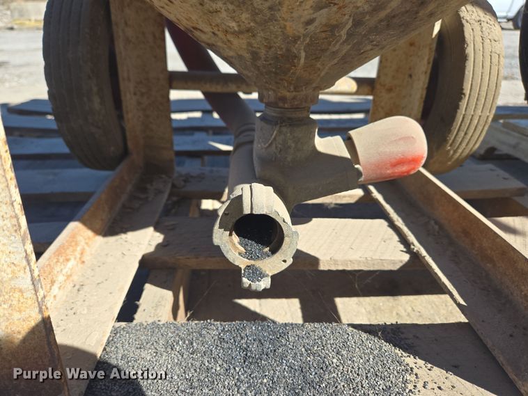 image for item EC4126 (2) sand blaster