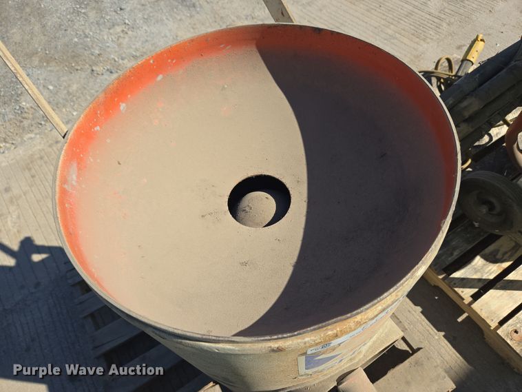 image for item EC4126 (2) sand blaster