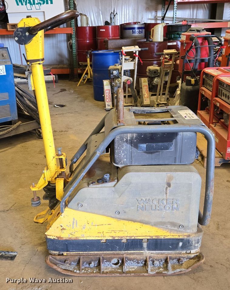 image for item EC4129 Wacker Neuson plate compactor