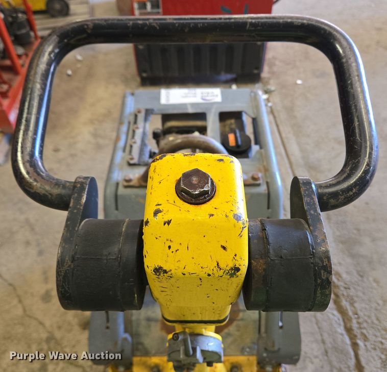 image for item EC4129 Wacker Neuson plate compactor