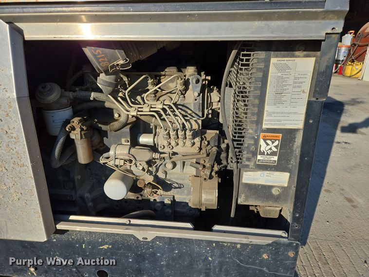 image for item EC4130 Lincoln Electric Vantage 400 welder/generator