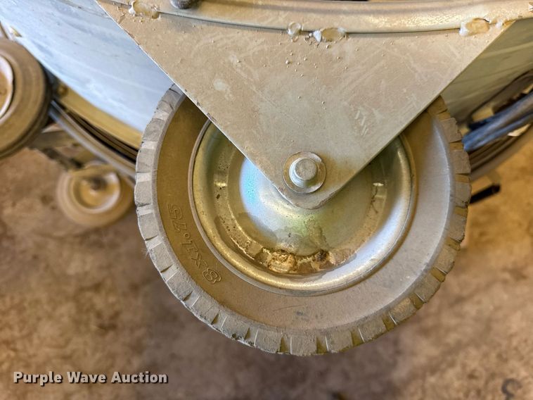 image for item EC4133 (2) Airmaster fans