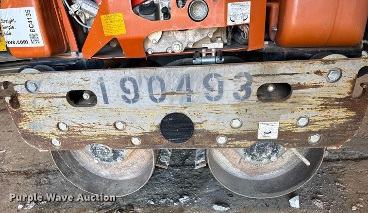 image for item EC4135 Mikasa MRH601 DS double drum vibratory compactor