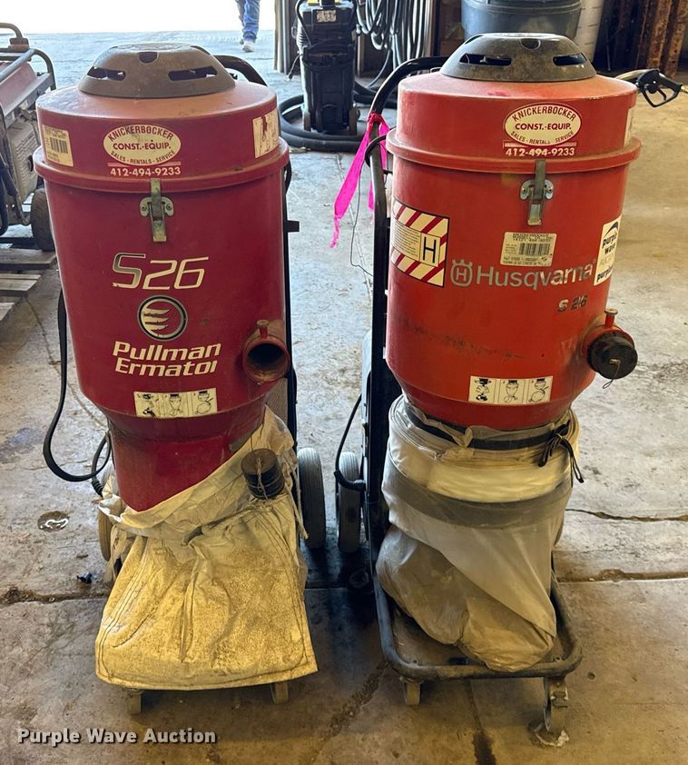 image for item EC4136 (2) dust extractors