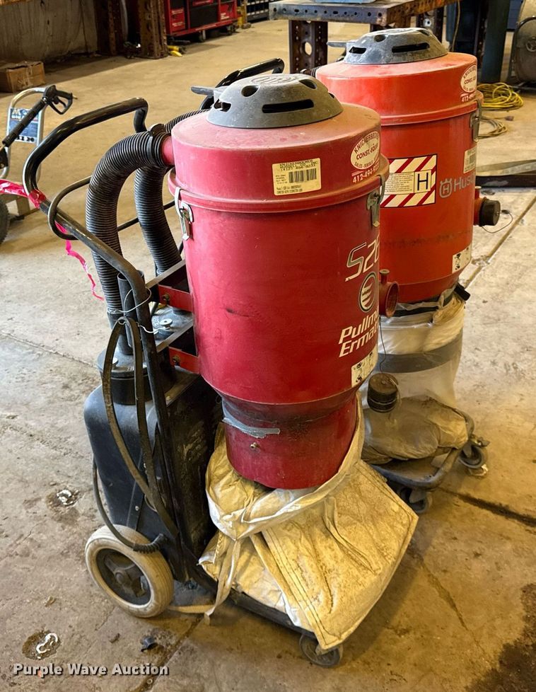 image for item EC4136 (2) dust extractors