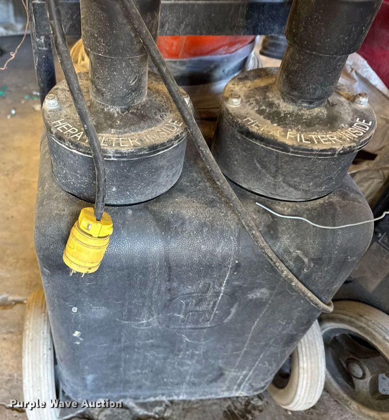 image for item EC4136 (2) dust extractors