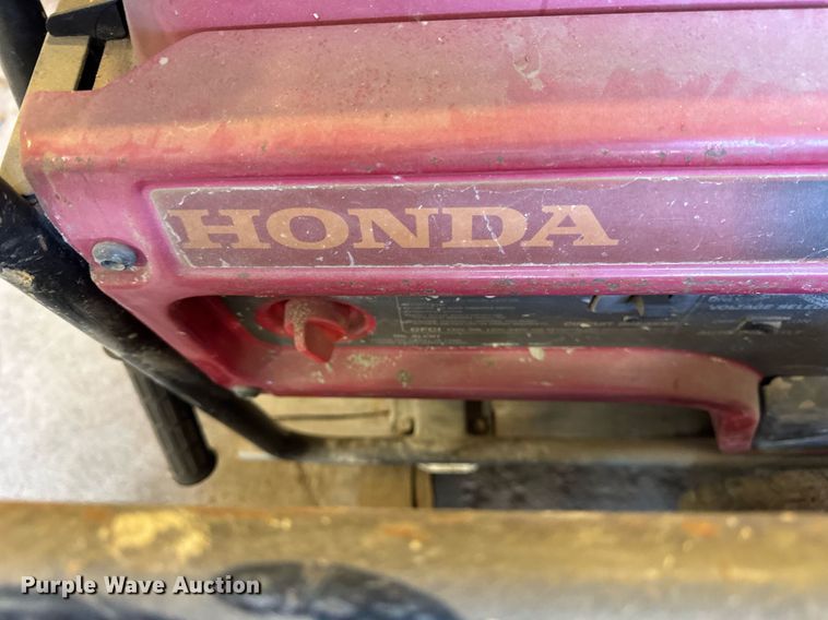 image for item EC4137 (4) generators