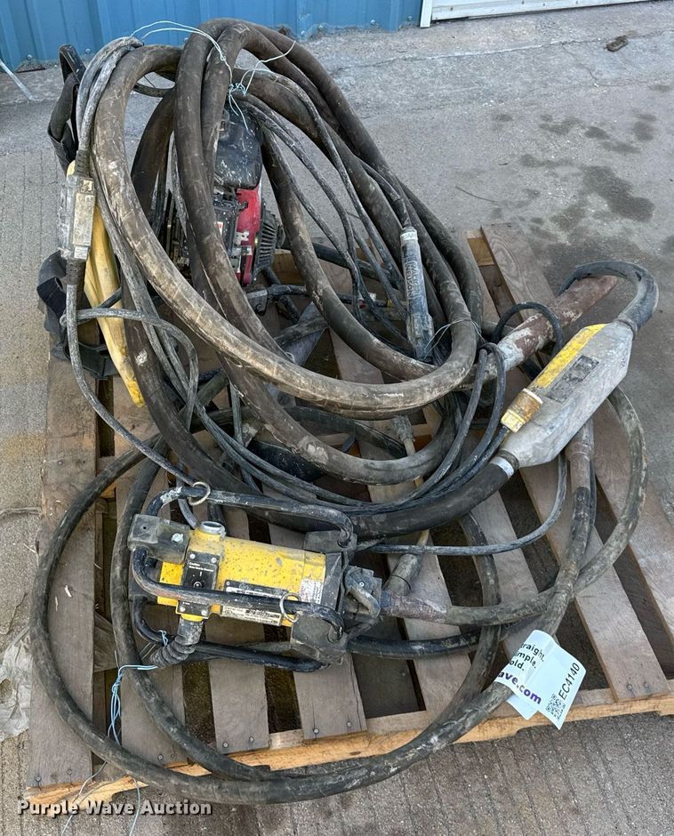 image for item EC4140 Oztec BP50A concrete vibrator