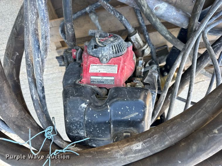 image for item EC4140 Oztec BP50A concrete vibrator