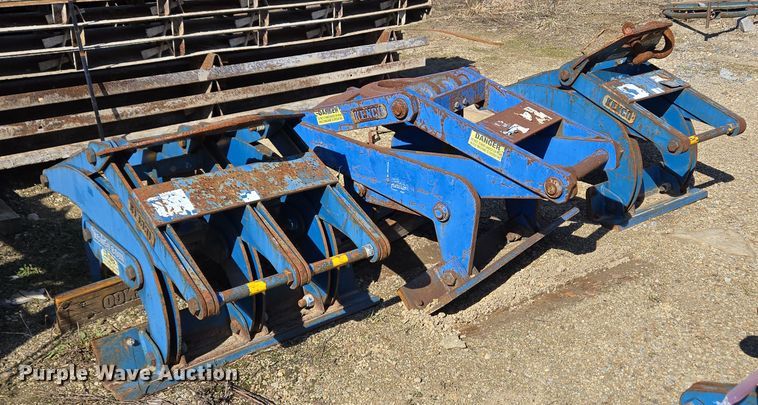 image for item EC4146 (3) Kenco barrier clamps