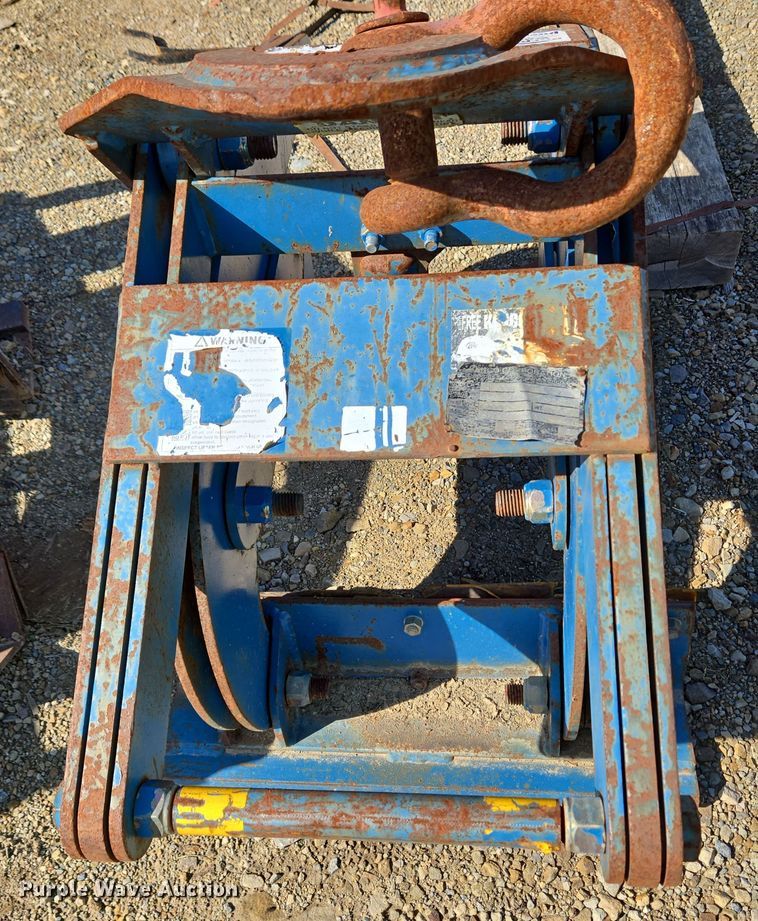 image for item EC4146 (3) Kenco barrier clamps