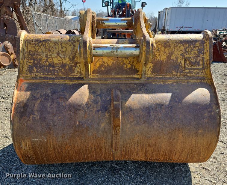 image for item EC4147 67