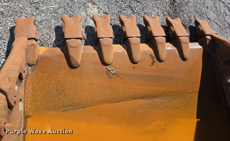 image for item EC4147 67