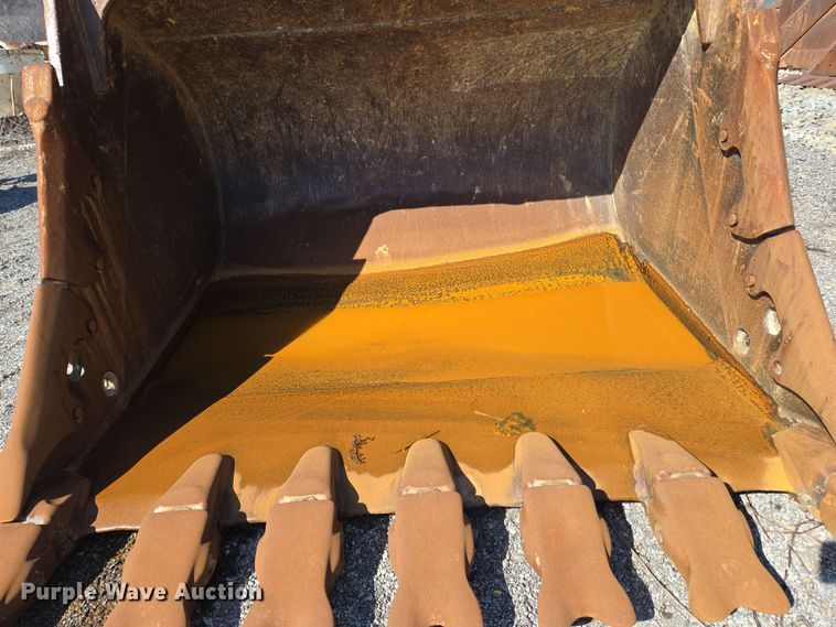 image for item EC4147 67