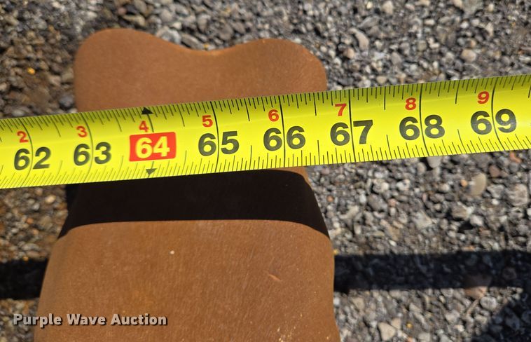 image for item EC4147 67