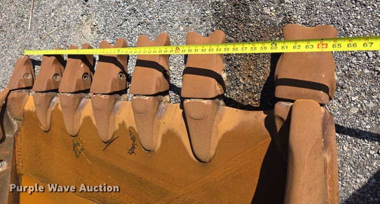 image for item EC4147 67