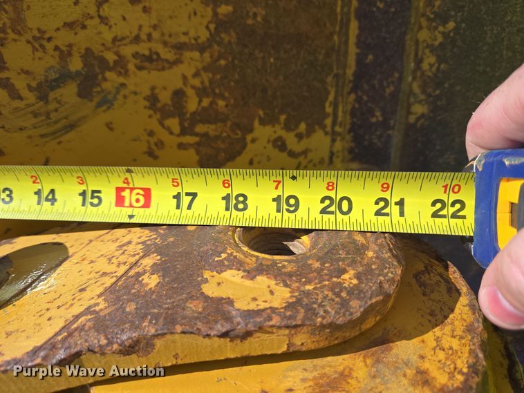 image for item EC4147 67