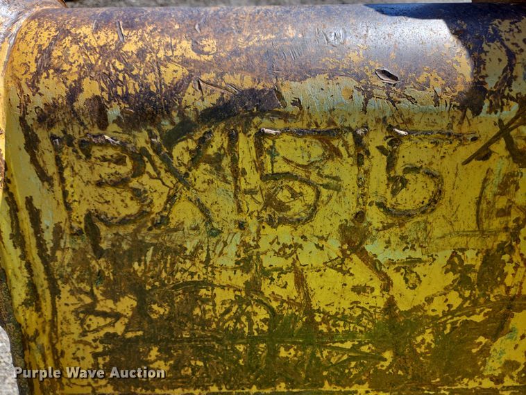 image for item EC4147 67