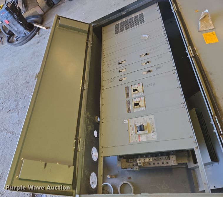 image for item EC4148 (2) distribution boards